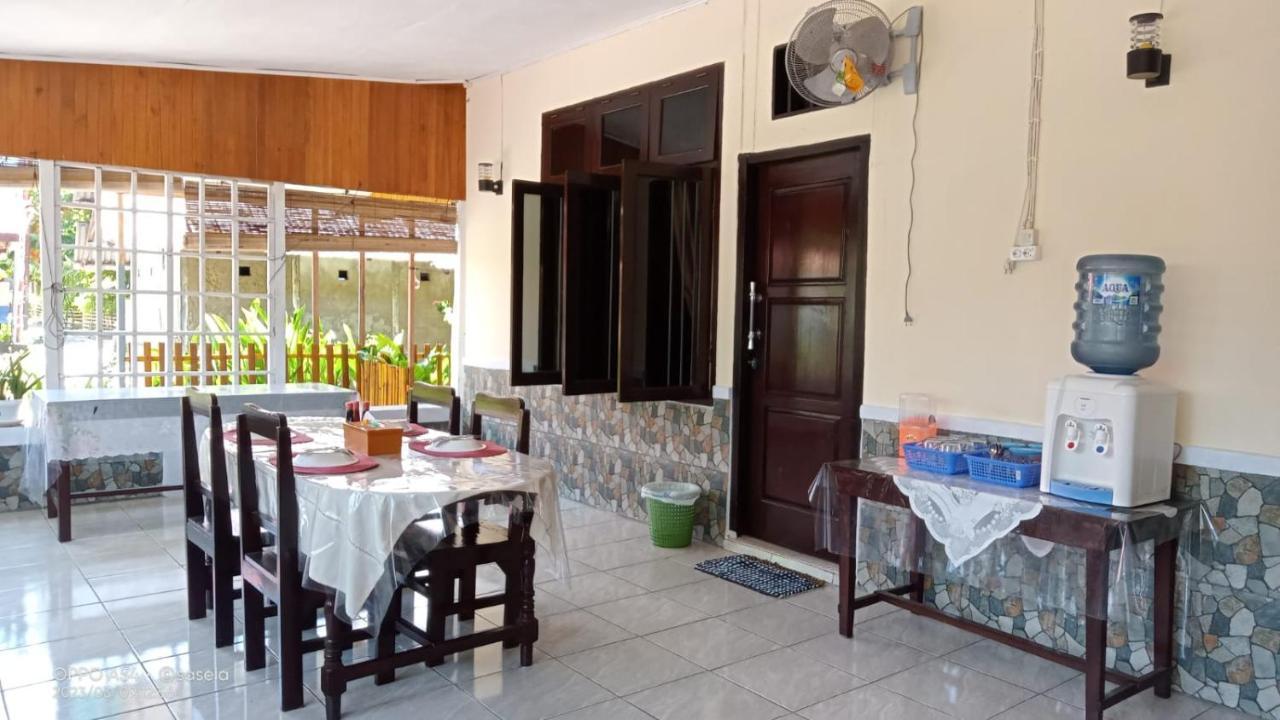 El Homestay Bunaken Exterior foto