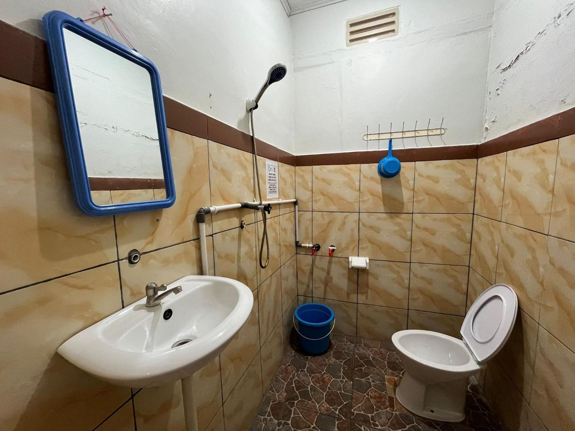 El Homestay Bunaken Exterior foto