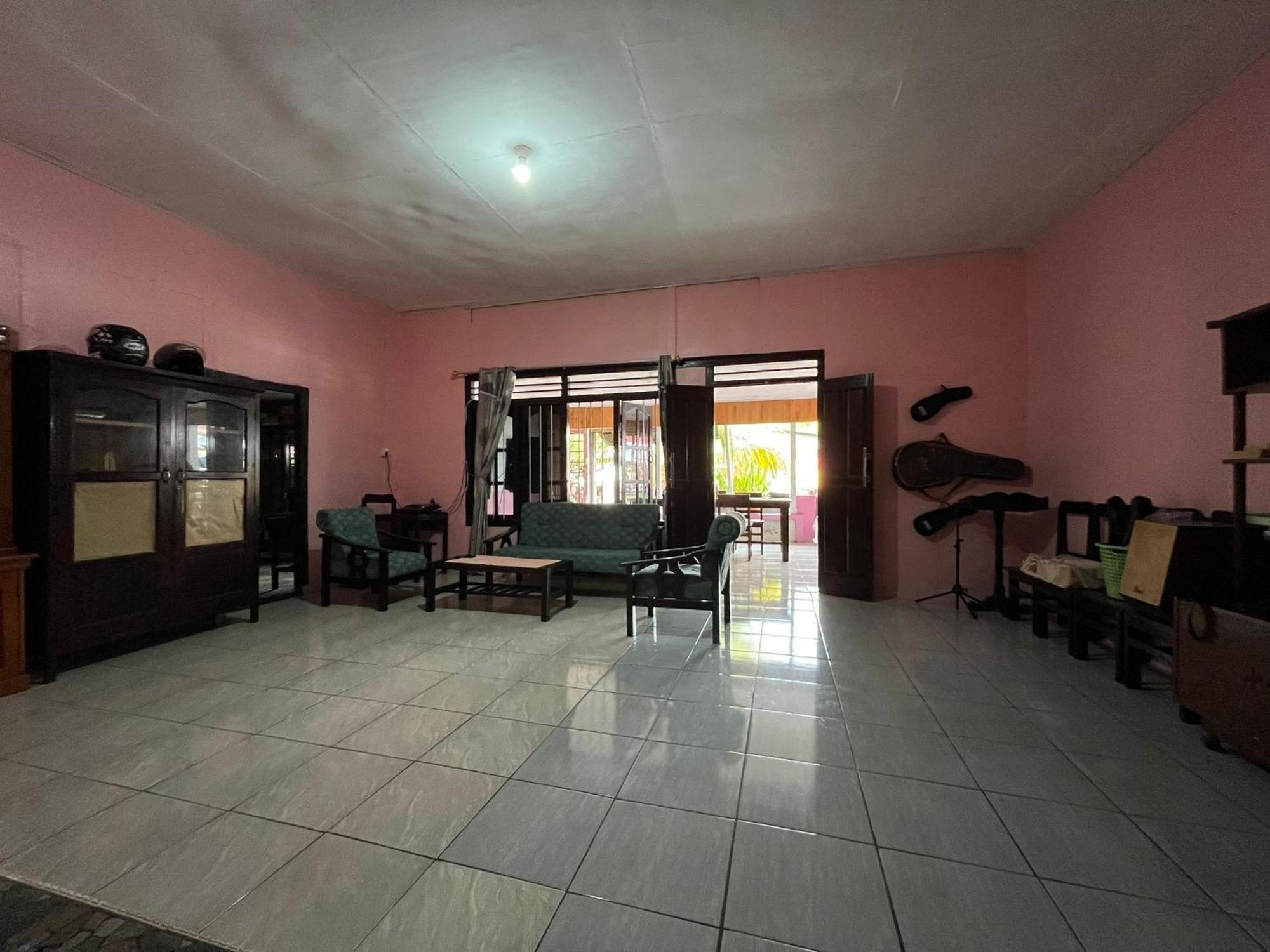 El Homestay Bunaken Exterior foto